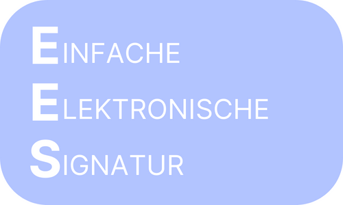 Hellblaues abgerundetes Rechteck mit weißem Text "Einfache Elektronische Signatur", wobei die Anfangsbuchstaben E, E und S groß und untereinander angeordnet sind